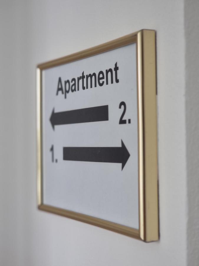 Modern & Cozy Apartment Near Hockey & Football Arena Bratislava Buitenkant foto